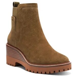 🍁NEW🍁 Vince Camuto Dendra Bootie